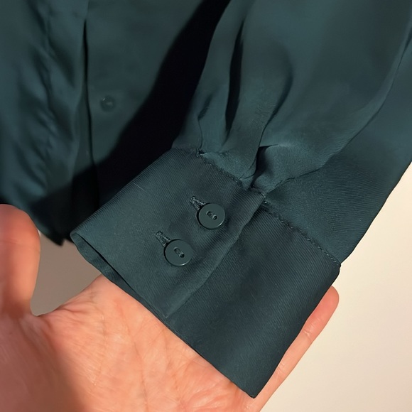 H&M Blouse Button up size2 - Picture 3 of 3